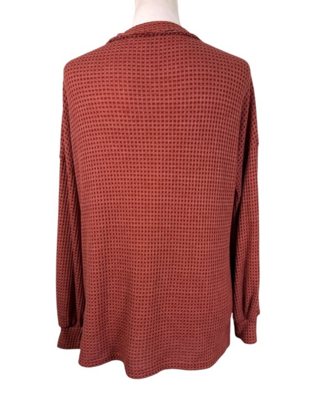Hailey & Co Rust Waffle Knit Henley Long Sleeve Top Size M - Picture 8 of 10